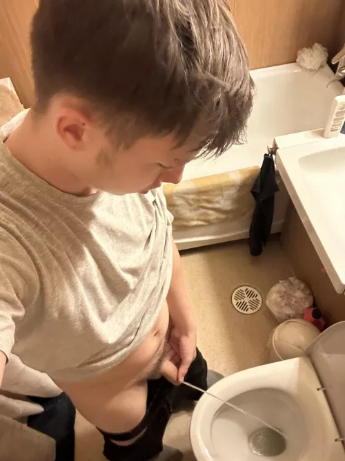 Tell me if you like getting peed on🥴😈😈