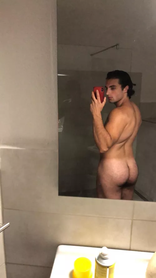 Tell me ur first thought 😏