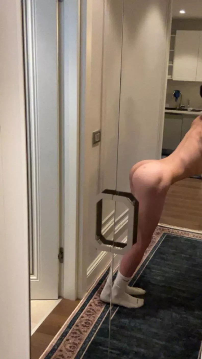 18 princess looking for a masc fit man (straight ++) 🌷💗