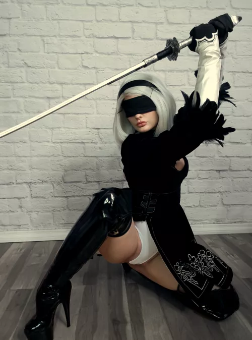 2B by MsDvil