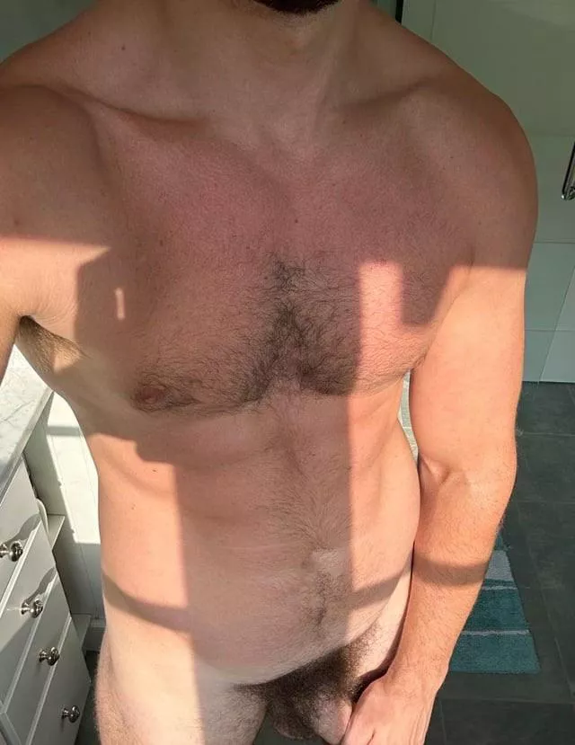 A bit distracted while working from home 