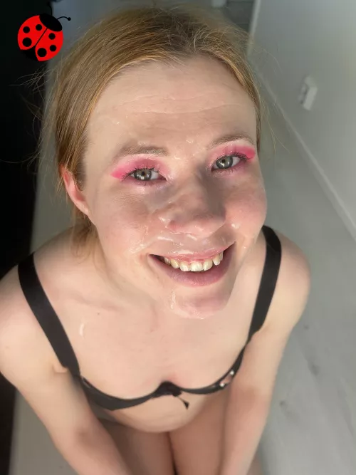 Cum on my face makes me prettier