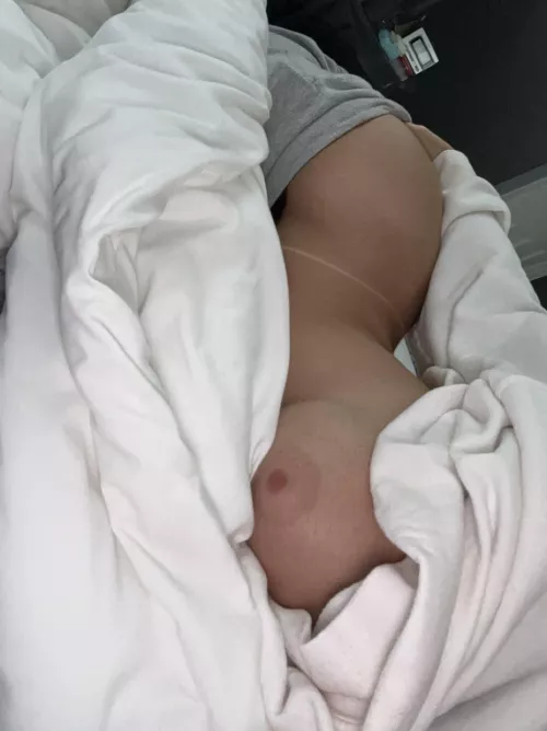 don’t wanna get up today. come keep me company? (f)