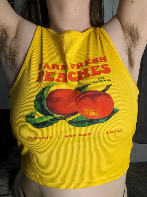 Great shirt to show off my pits in.. 