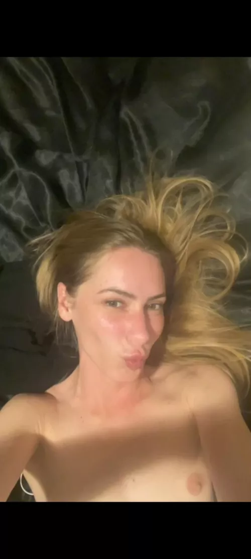 Hope this smile brightens your day :> [oc]