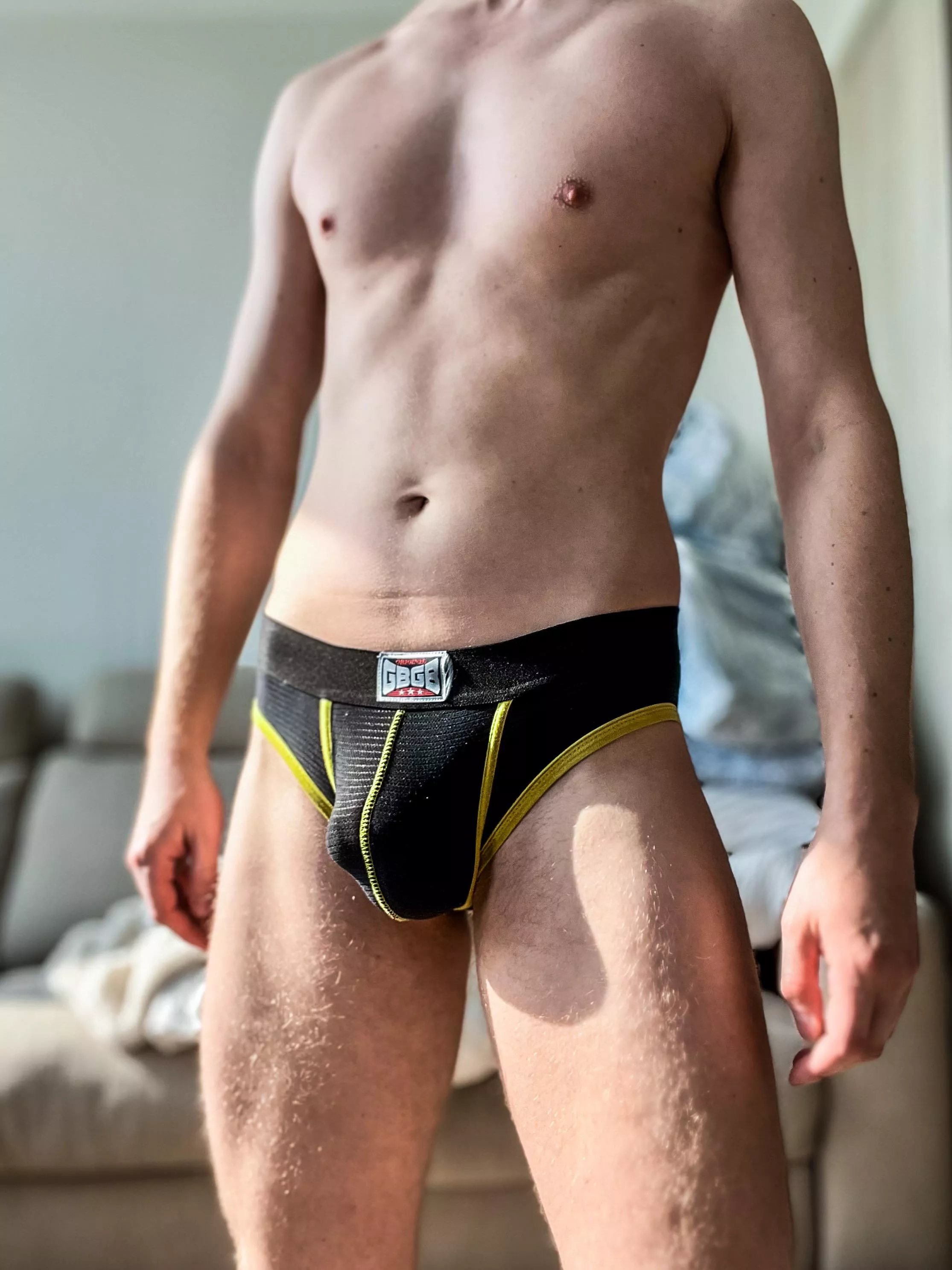 How’s my bulge looking?