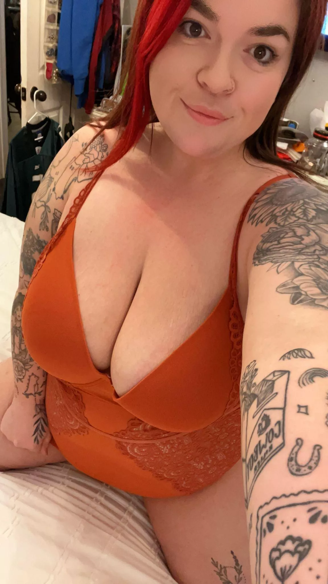 I would definitely say that I am busty