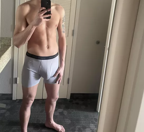 Is this sufficient bulging for you ? (28)