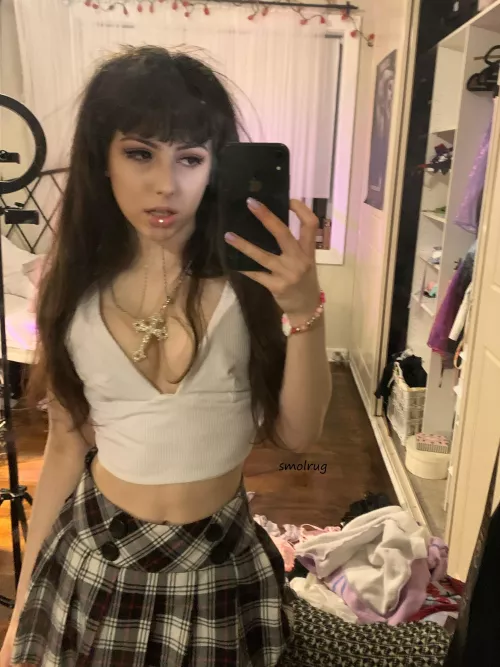 Party outfit (no panties?)🤍