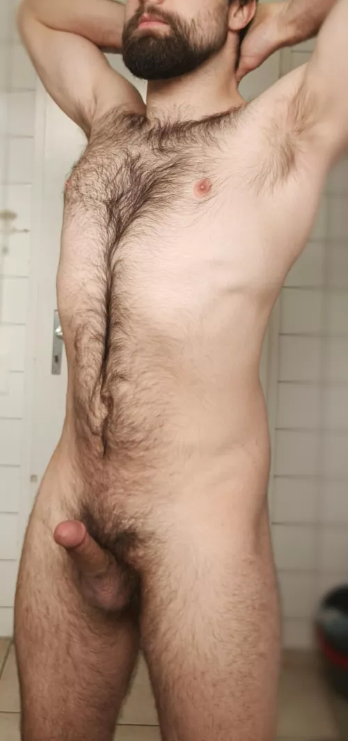 Should I trimm them🤔[22]