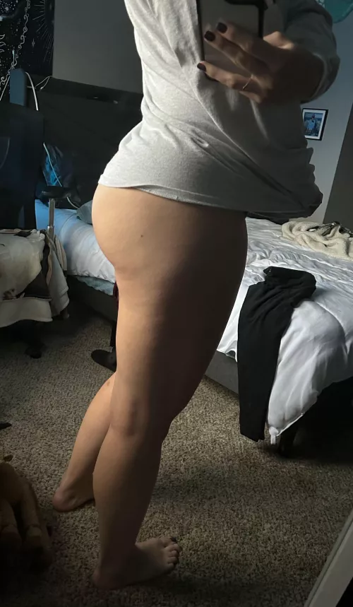 show me what you'd do to this booty