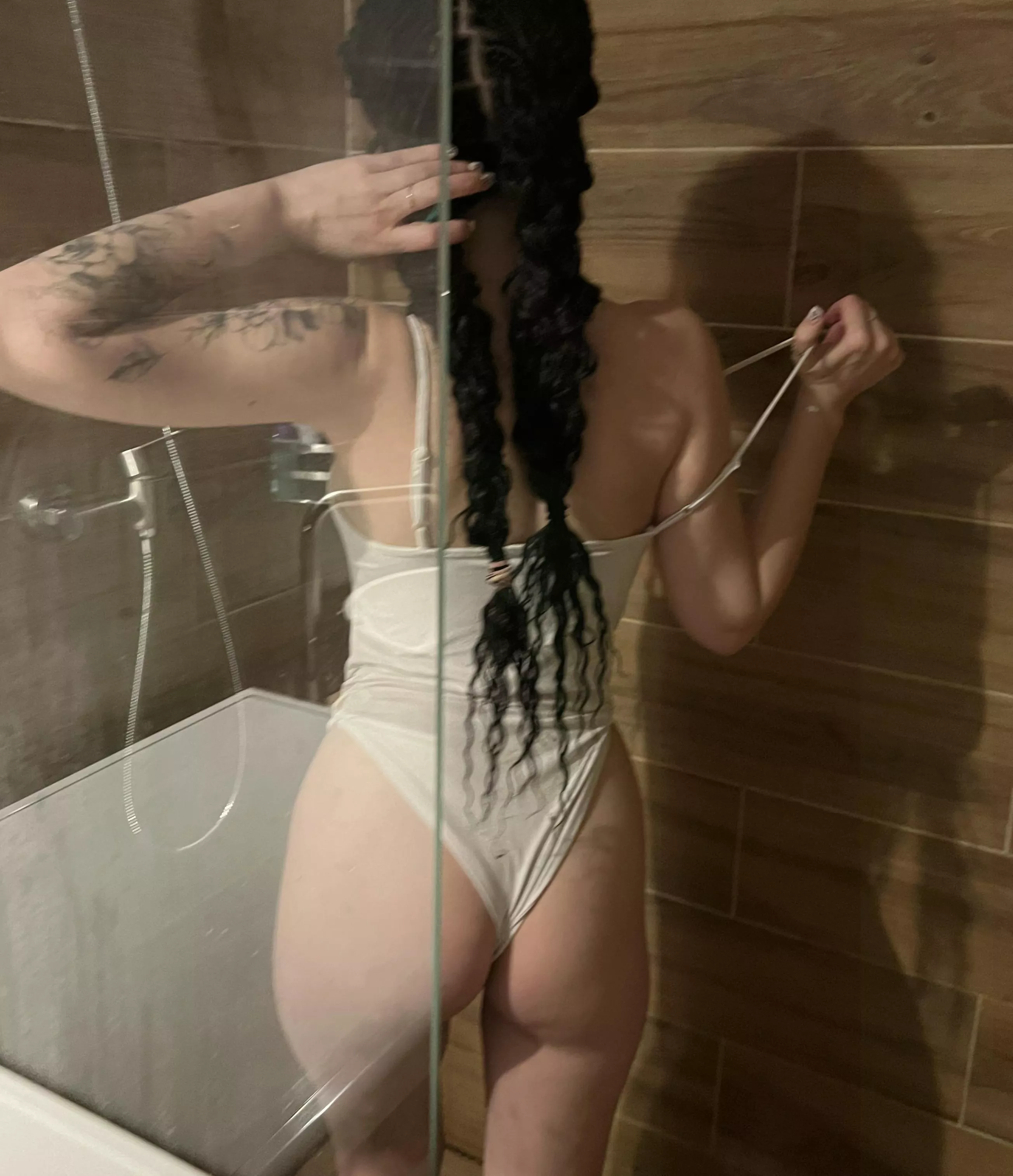 You wanna have fun with a cute girl?