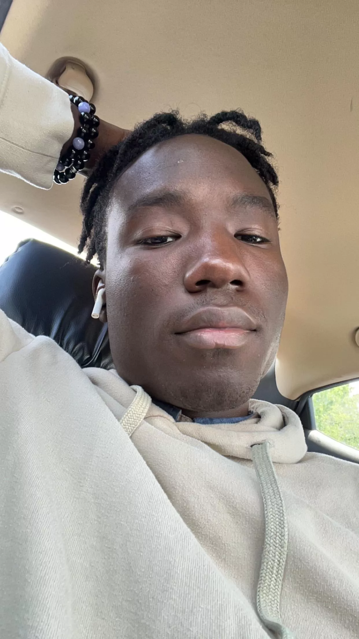 (25) Looking for gaming buddies around my age 