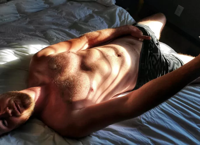 Another work day, another day I wish I was still in bed 