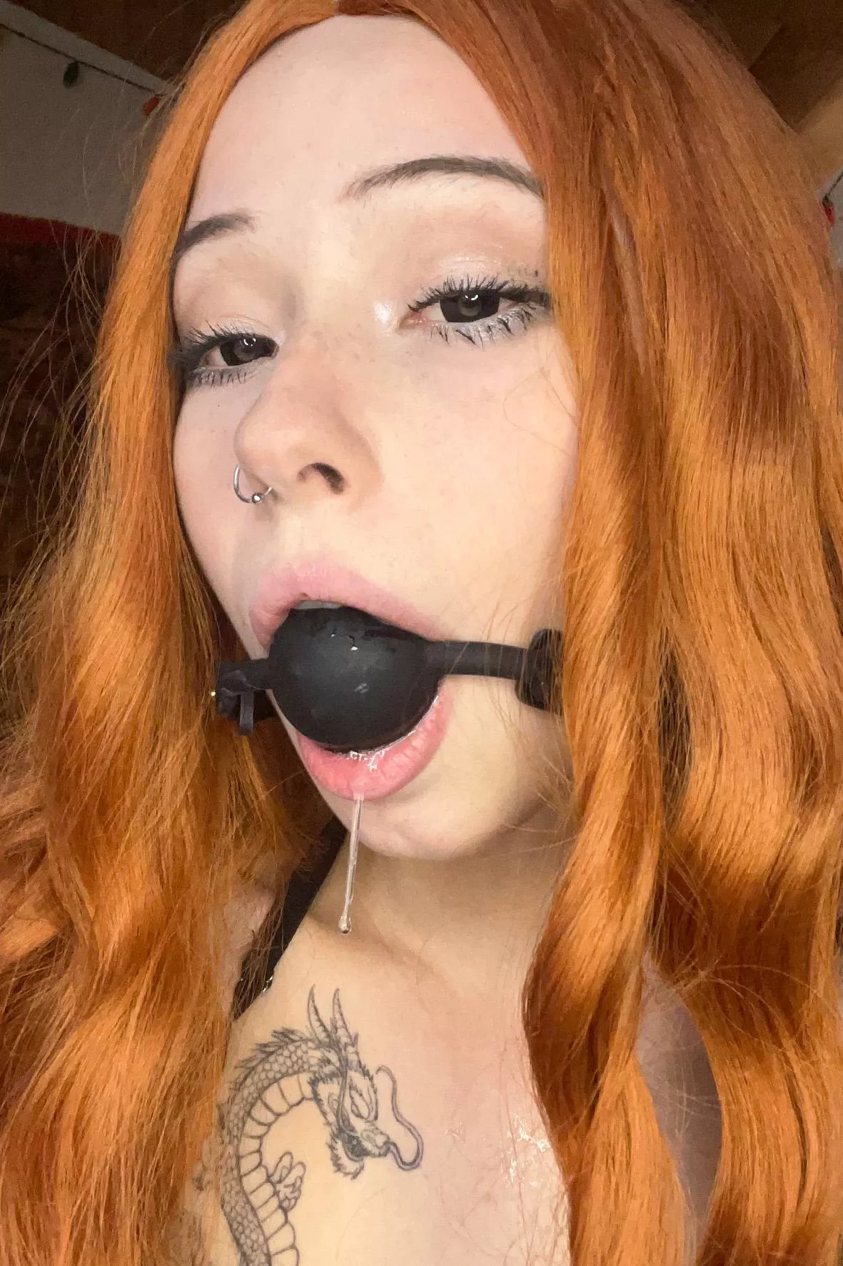 Do you know how to find out that it's time to replace the gag with a Dck - saliva begins to flow out of my mouth