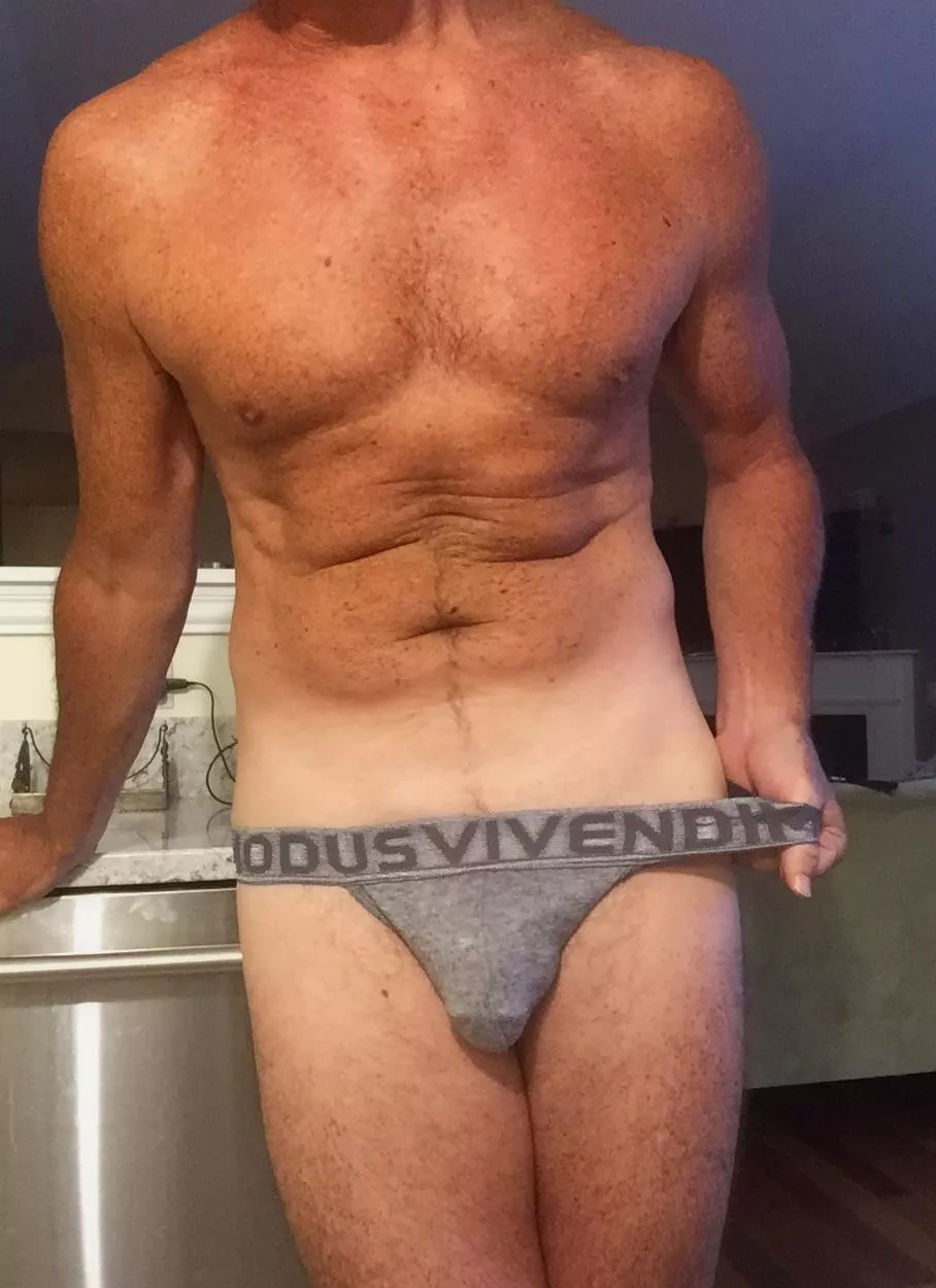 Do you love low resting waist band as much as me?