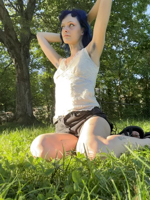 enjoying some sun ☀️ 