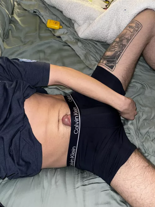 I love bulging in my Calvin’s 💙