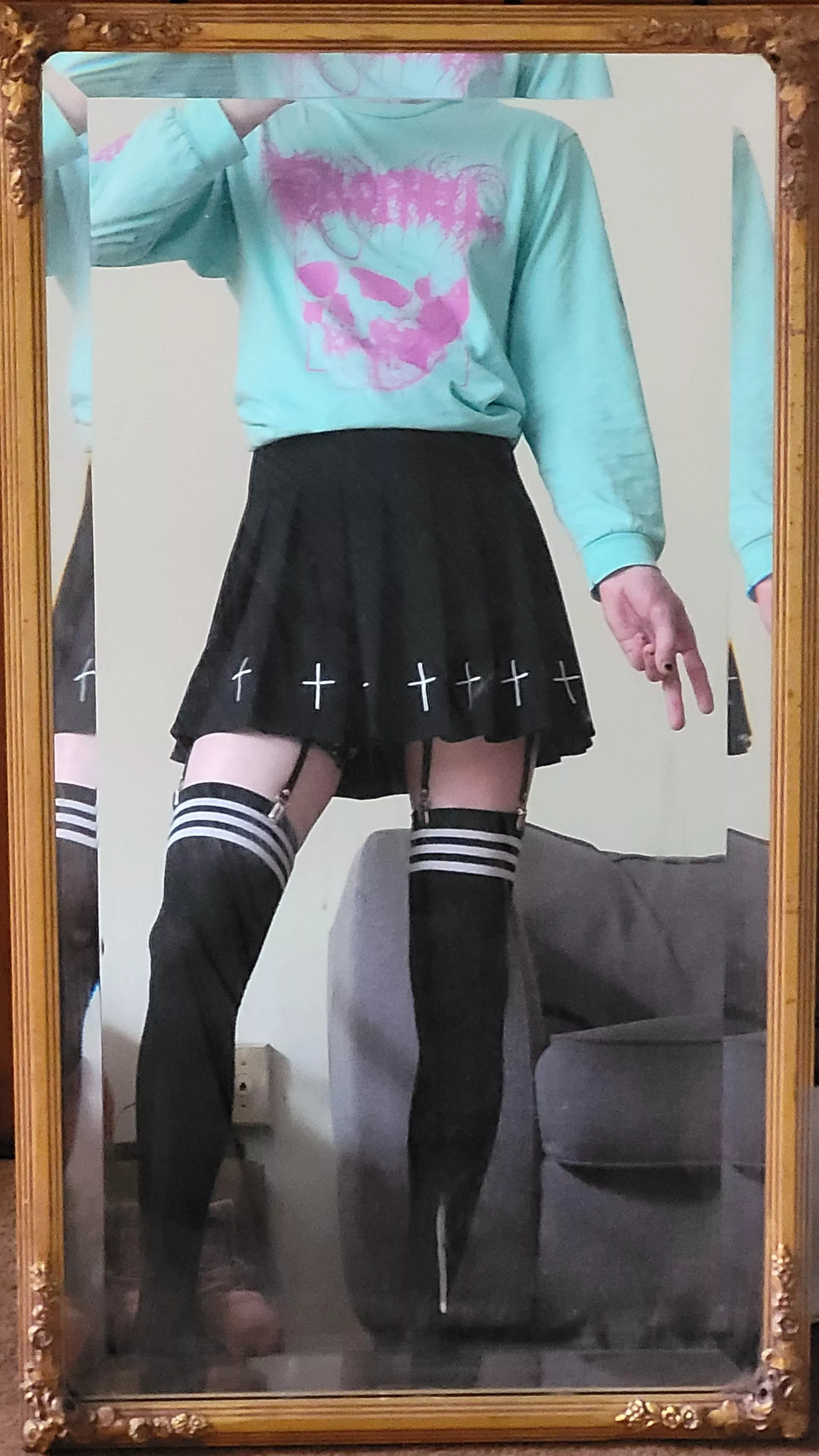 Just a metalhead femboy :3