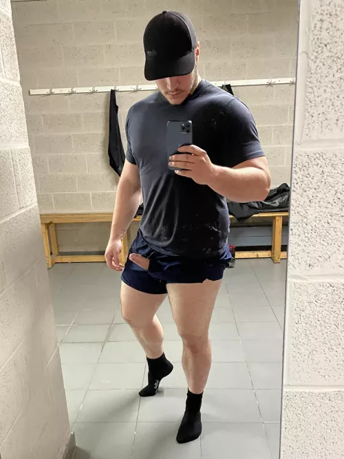 [M] Just got done working out 🫣