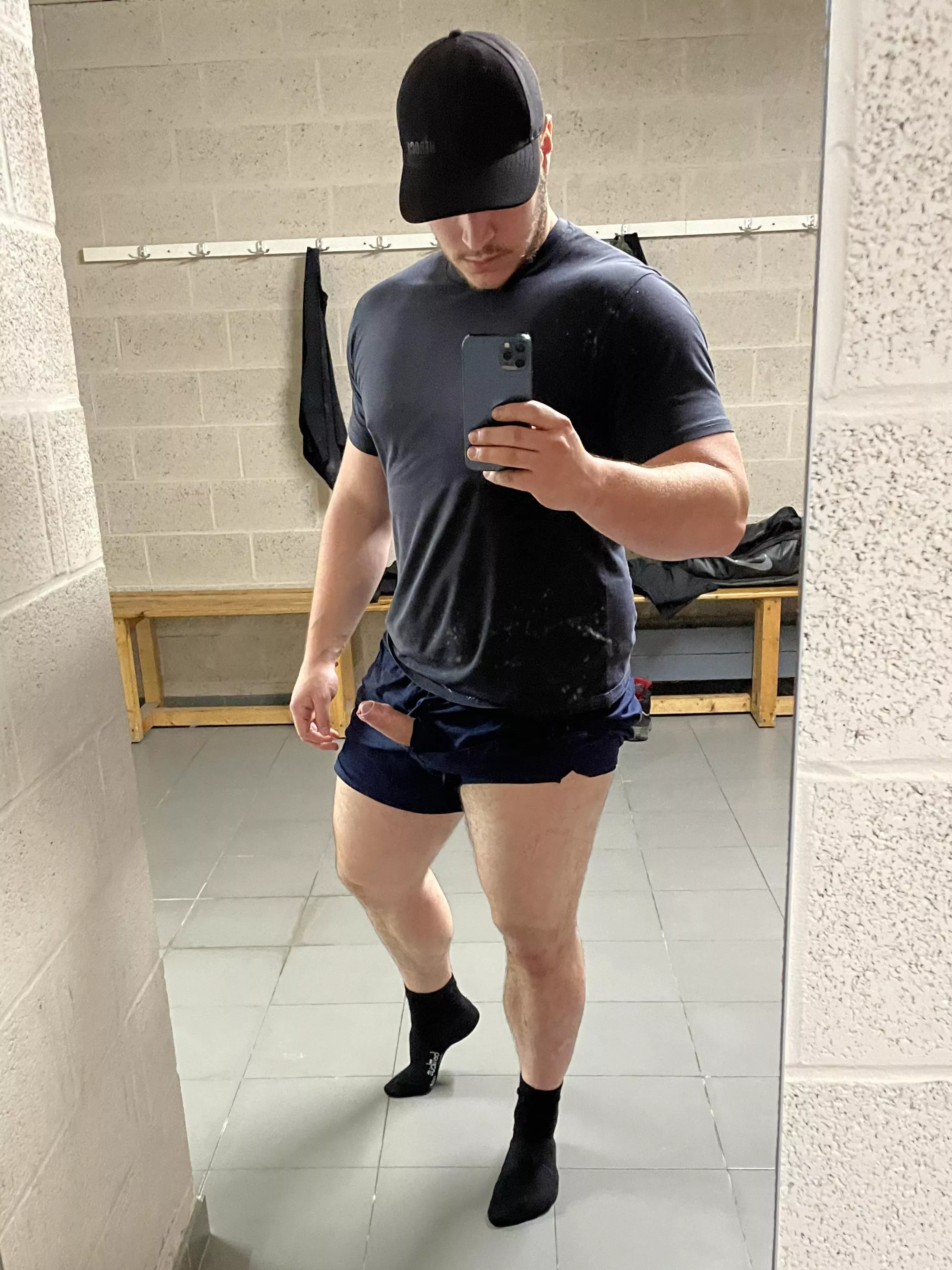 [M] Just got done working out 🫣