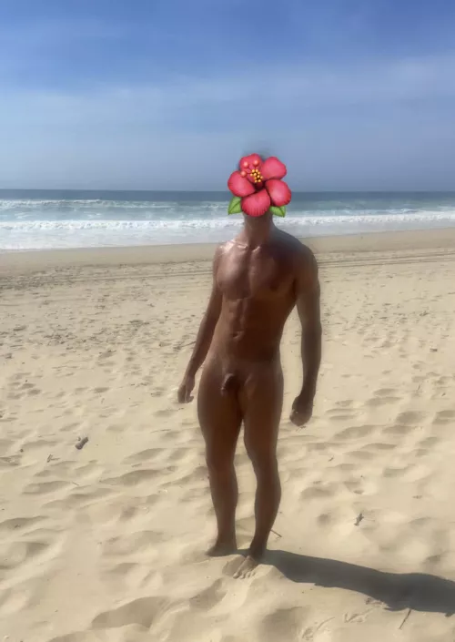 Sunscreen on the lens, good vibes in my heart ☀️