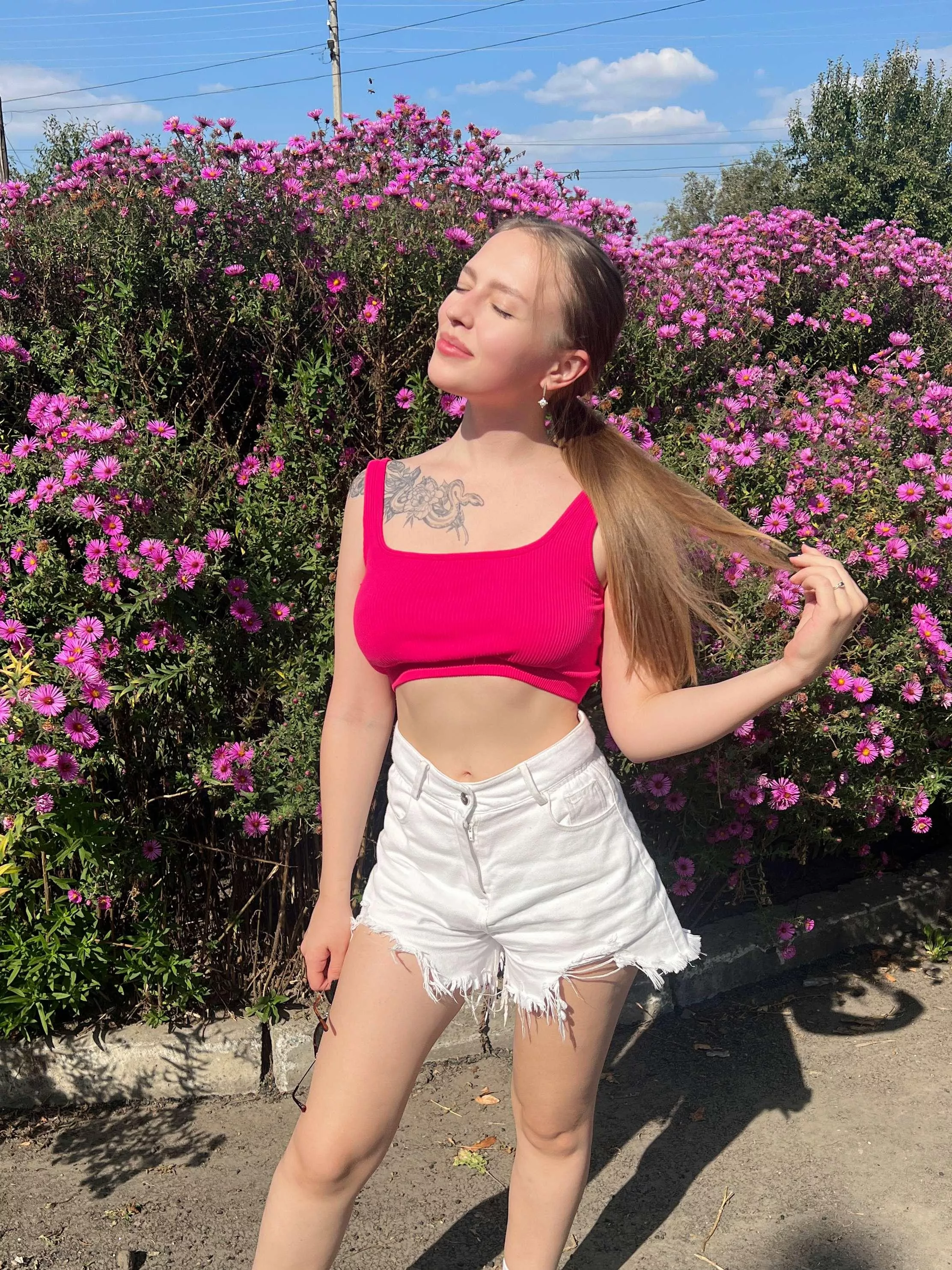 What beautiful flowers, aren't they?