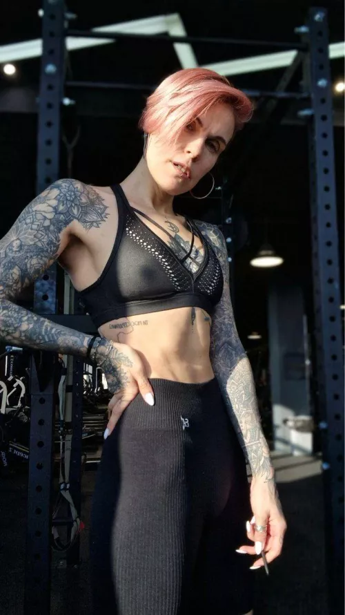 When my gym outfit matches my mood, it's game on