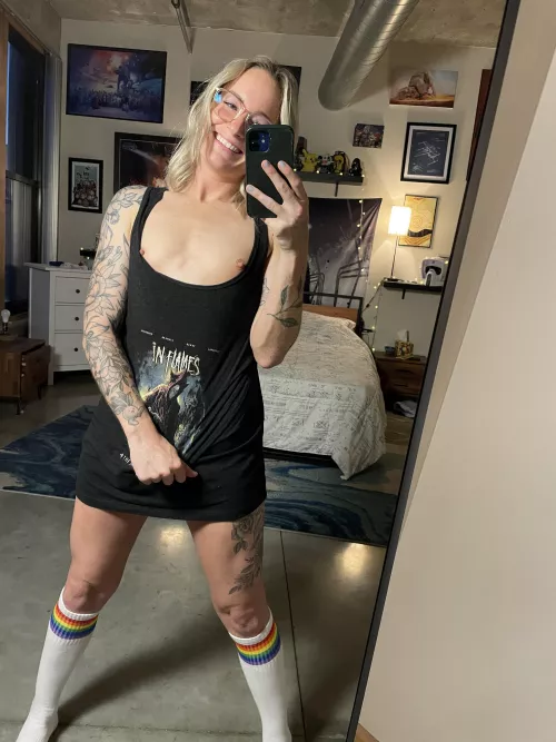 Would you date a nerdy alt metalhead? 