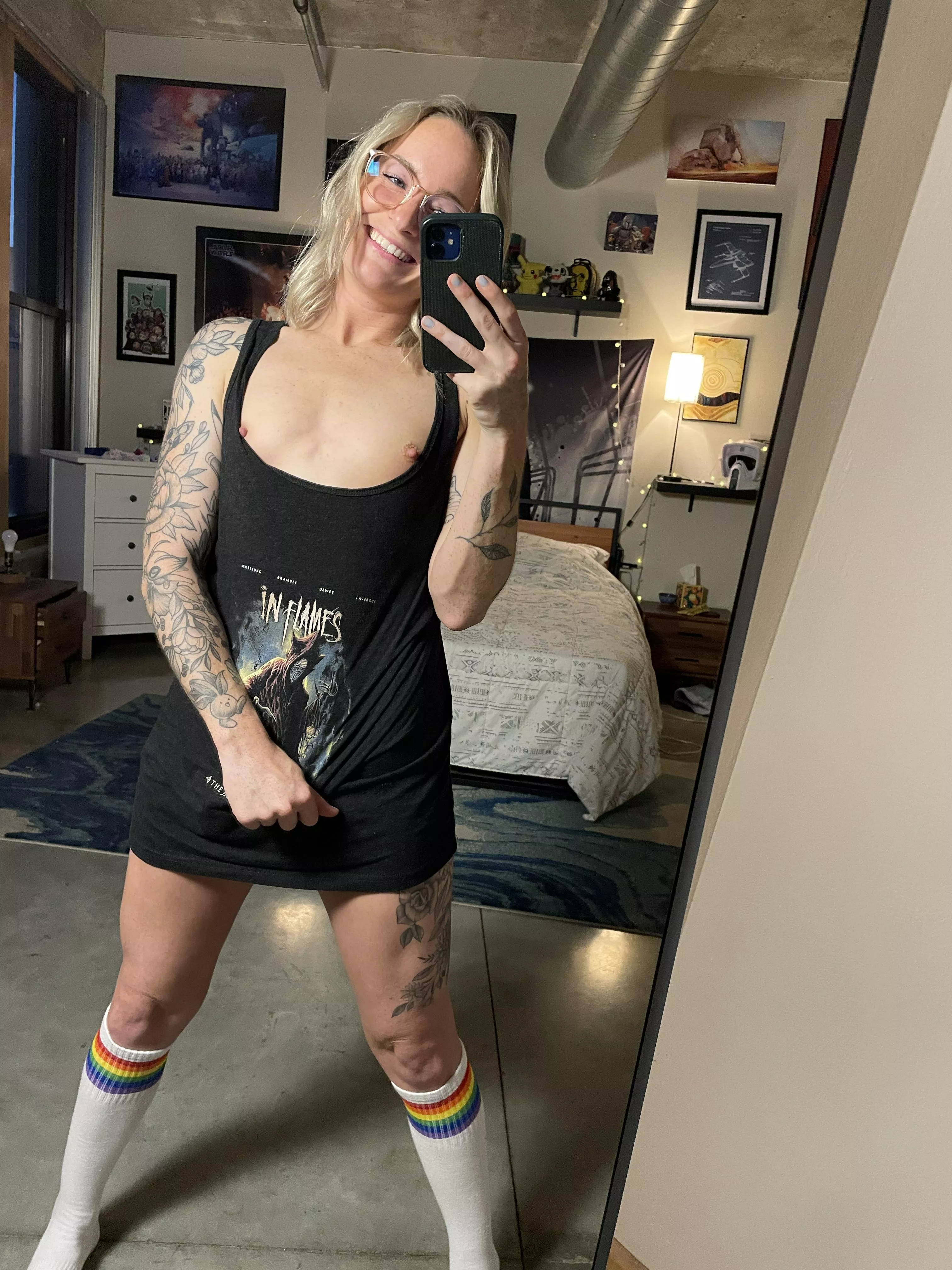 Would you date a nerdy alt metalhead? 