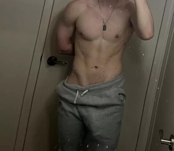 19M whats everyone staring at in the gym?