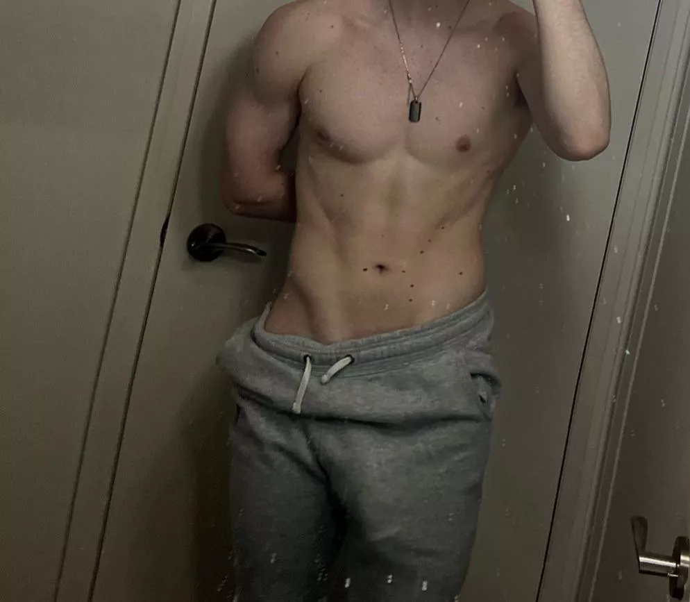 19M whats everyone staring at in the gym?