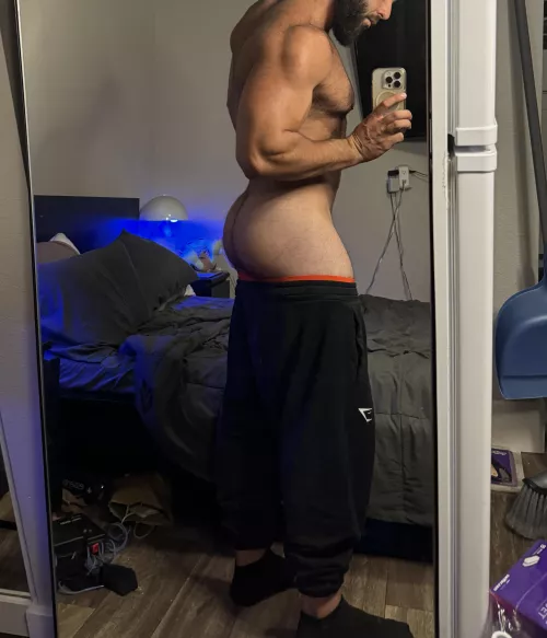 Any faces available to sit on…