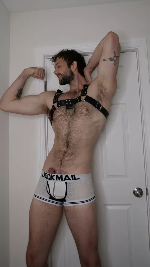 Any love for 6’8 jocks?