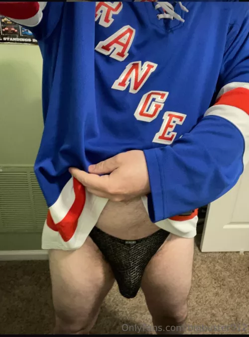 Anyone watching the ECF?! DMs are open during the game!