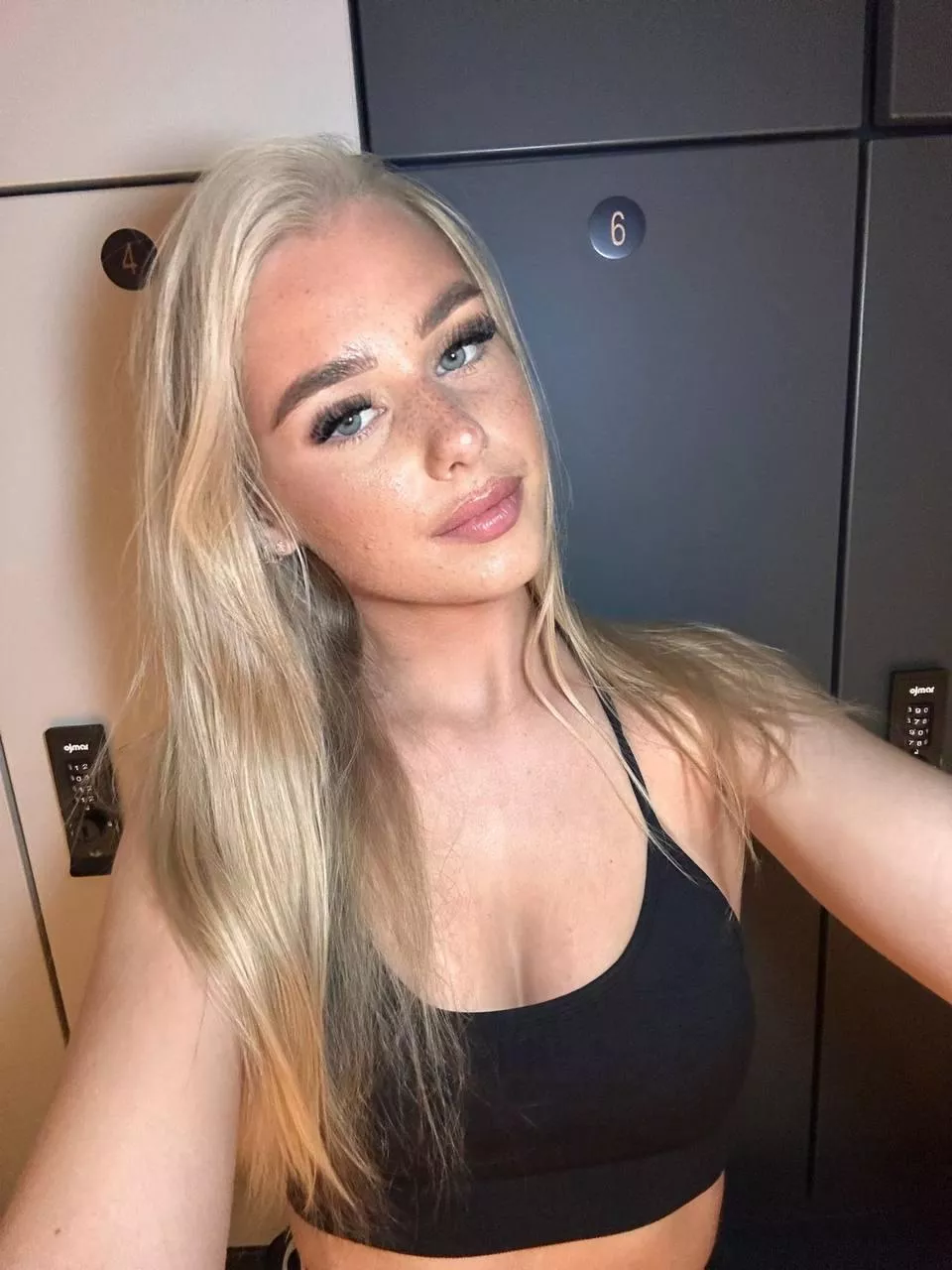 crop top for the gym 