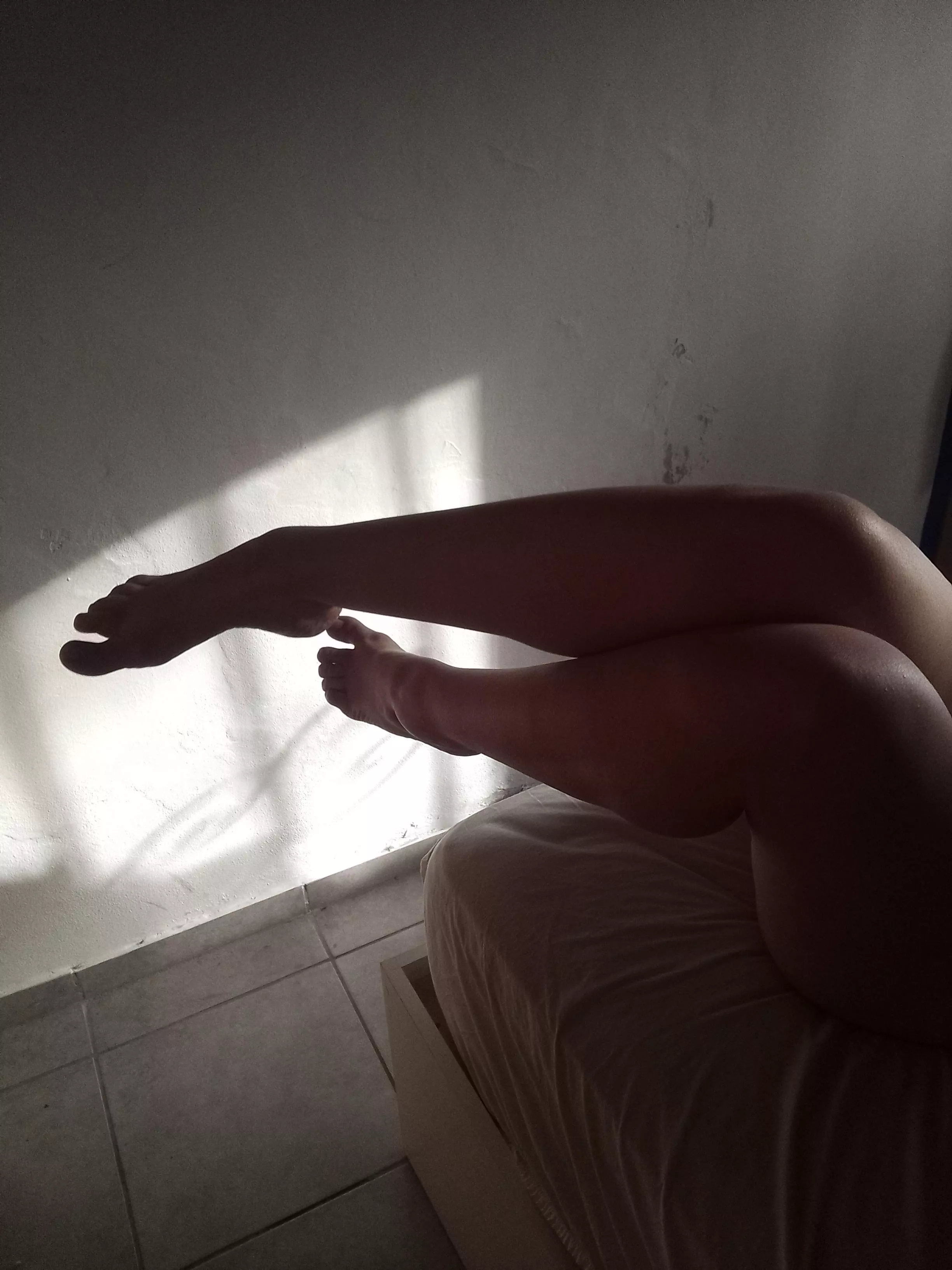 my feet in the light ask for a good body