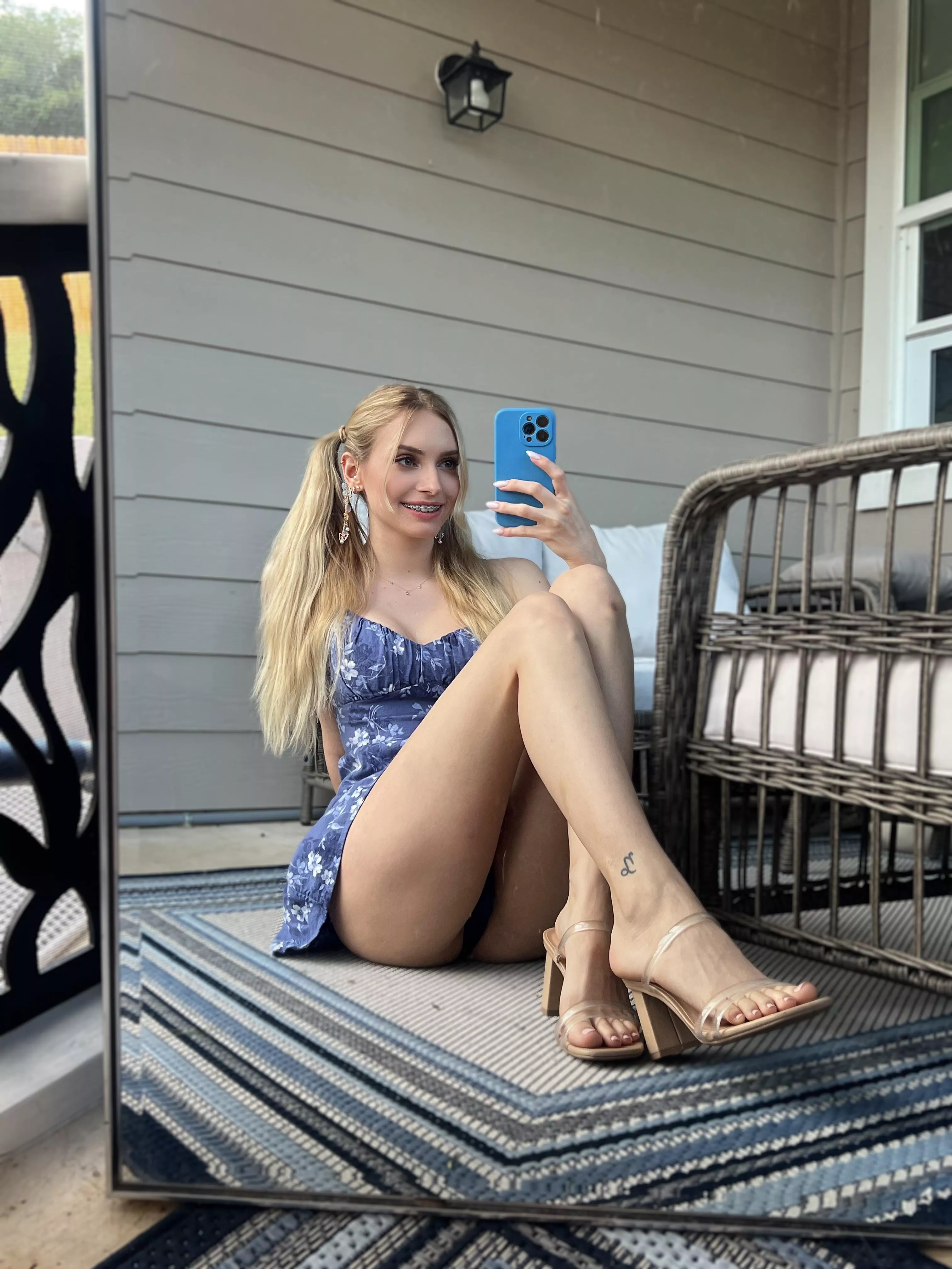 my outfit for vegan sushi 