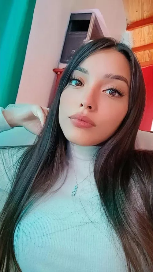 one thing about me, i love riding hung men ;)
