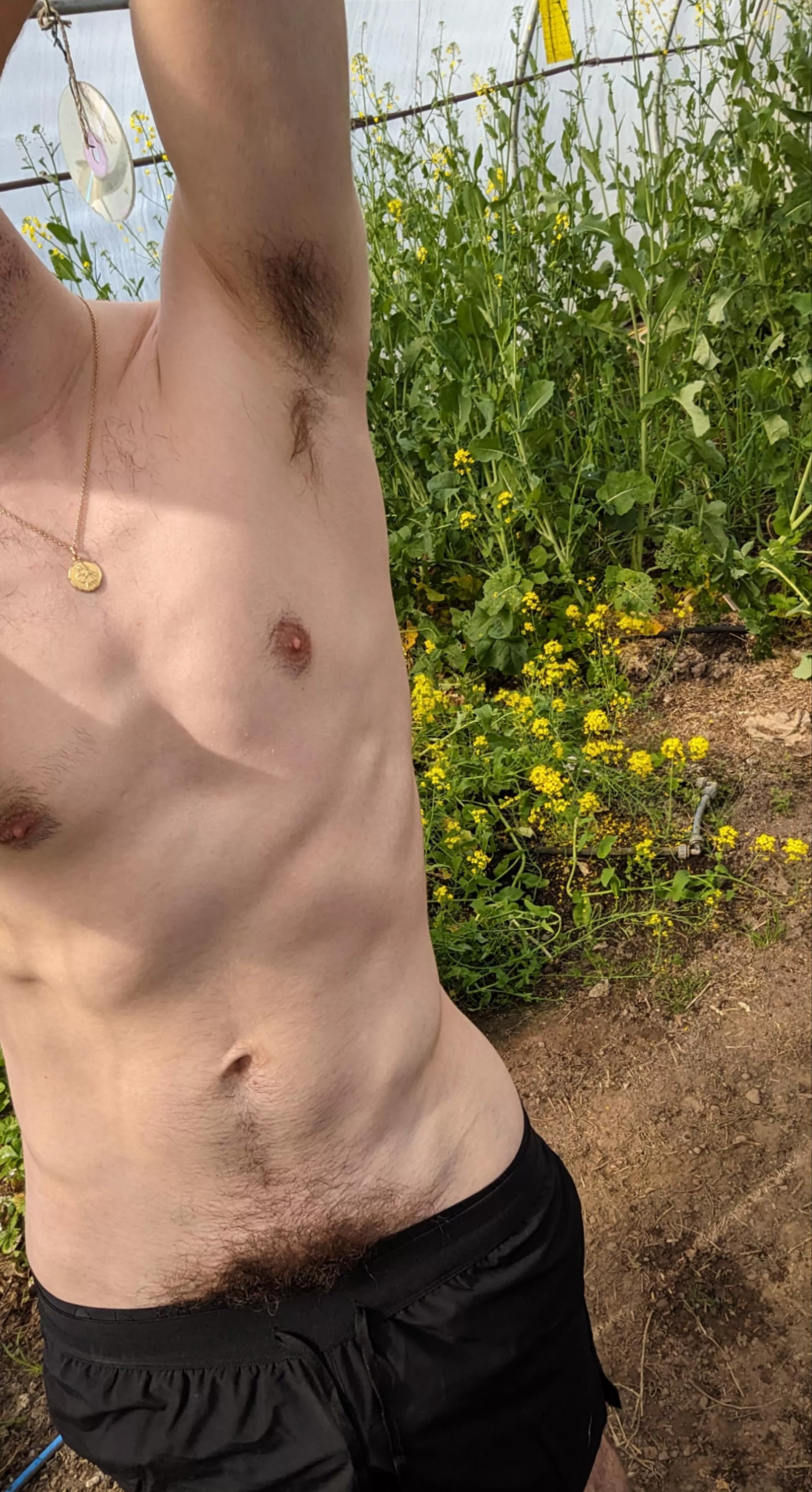 Pits are so sweaty right now 🥵