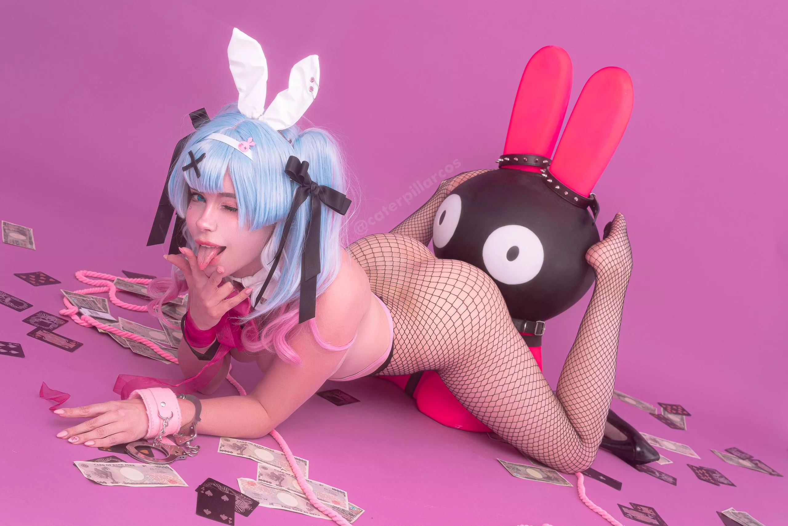 Rabbit Hole from [Hatsune Miku] by CaterpillarCosplay