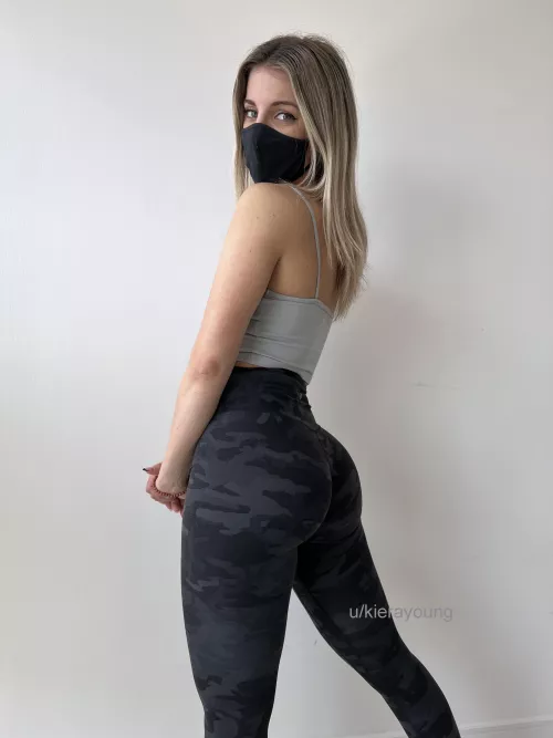 camo pants but the booty ain't hidden :)