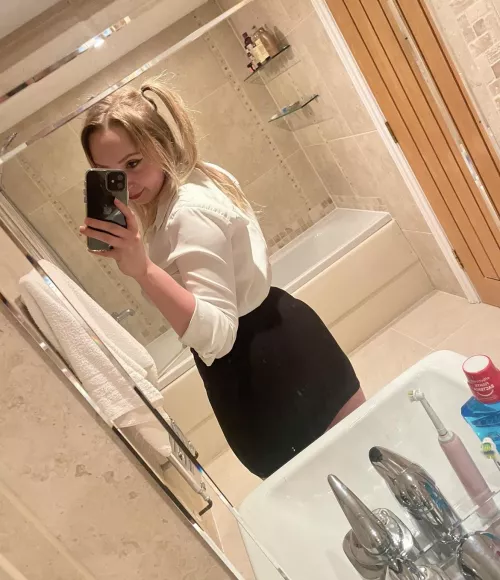 Classy 18 and ready to play