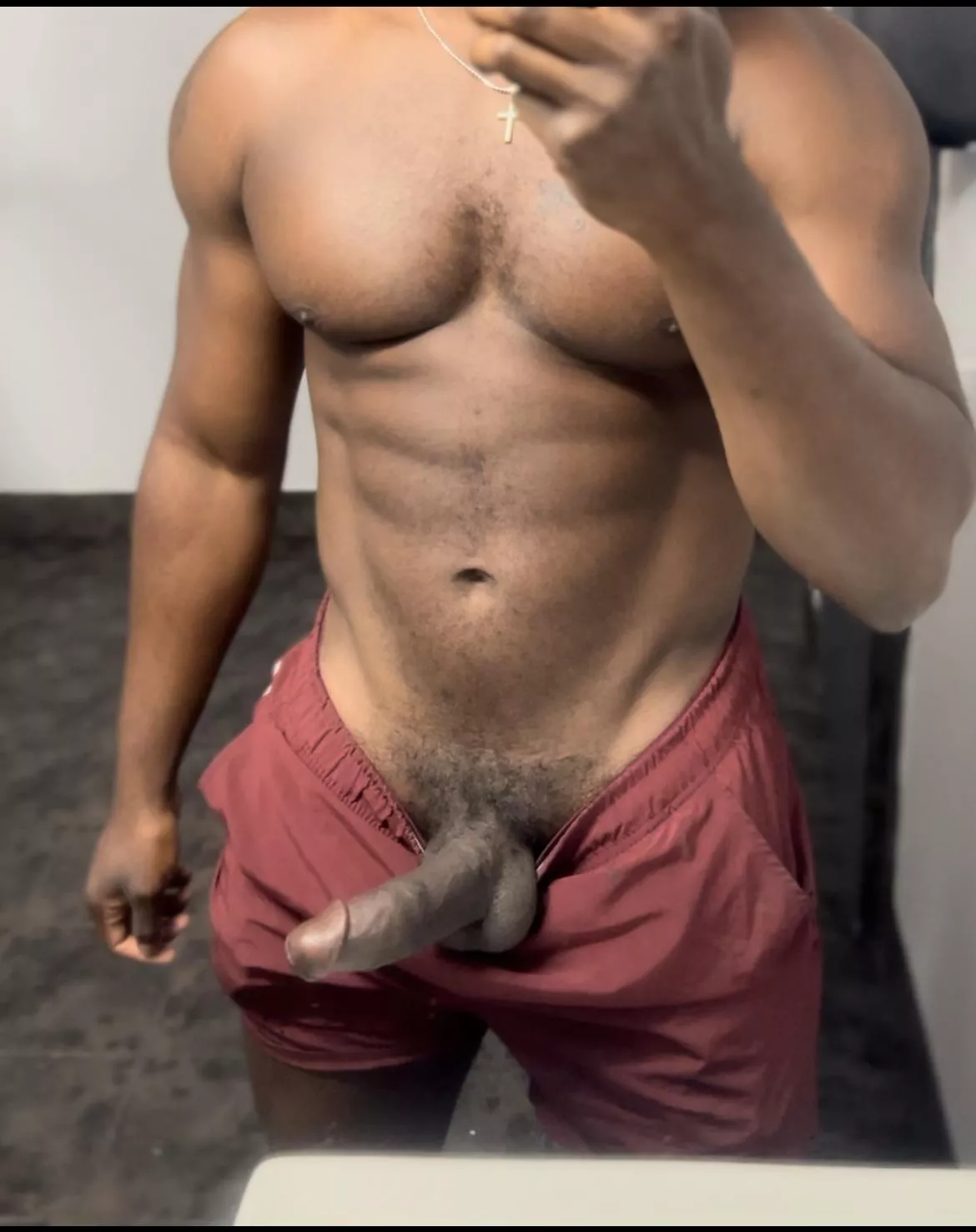 Here my BBC to suck on🍫🍆