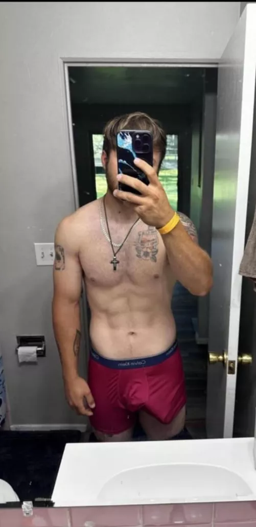 I like this picture of me a little too much ngl