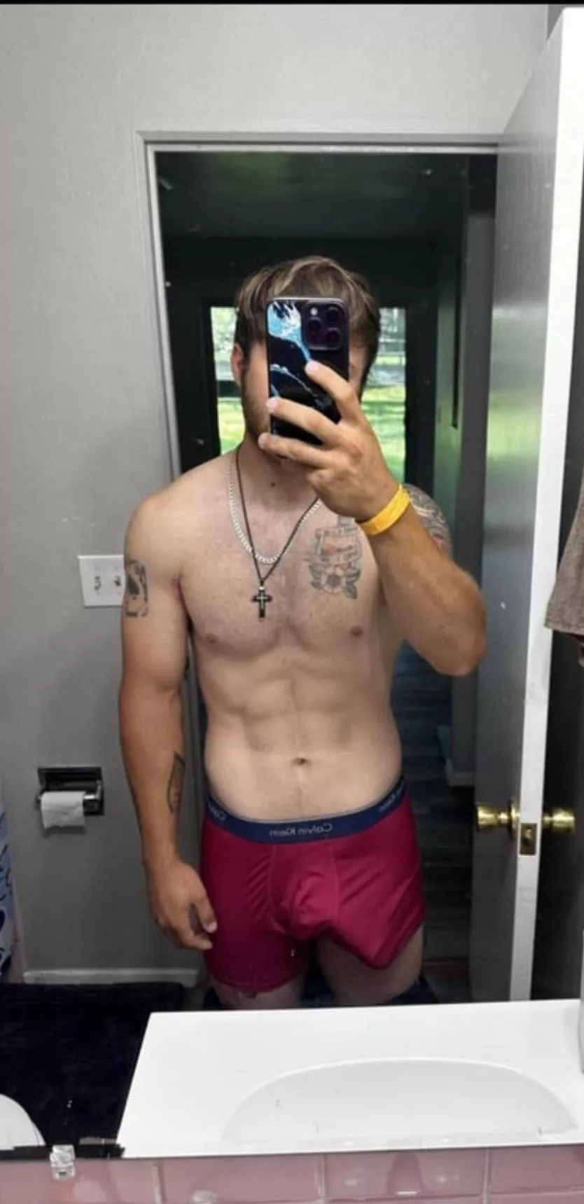 I like this picture of me a little too much ngl