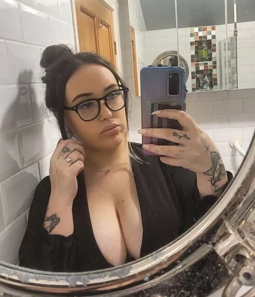 If i wore this at work would i get a raise out of you 😏