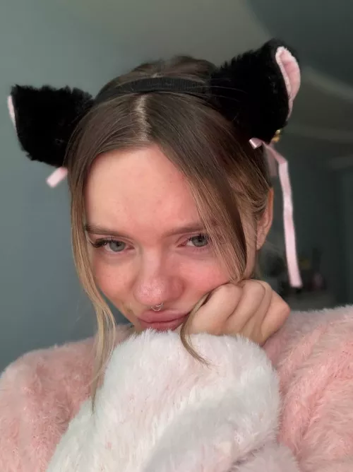 I’ll be a good Kitty , just for you