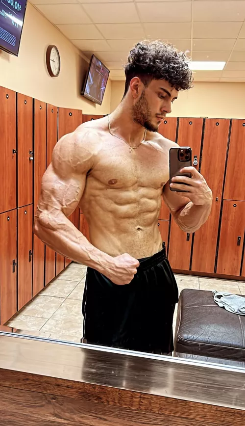 NOT ORIGINAL CREATOR