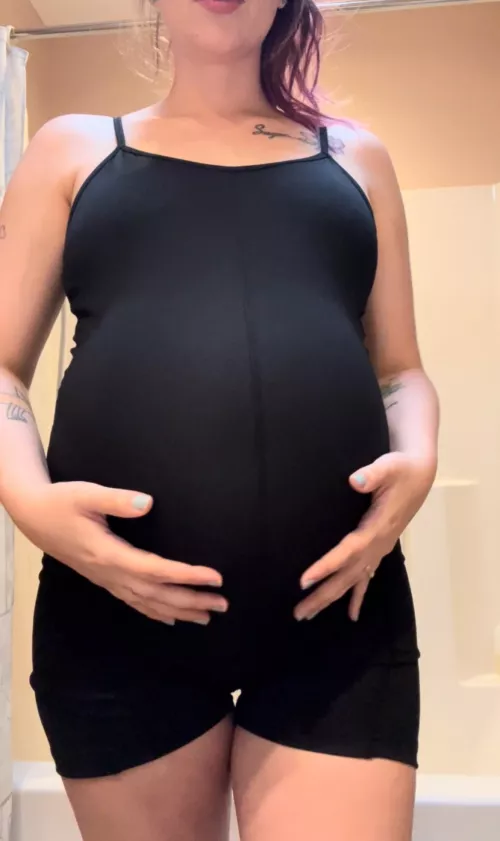 The start to a very good video 🍒🥵